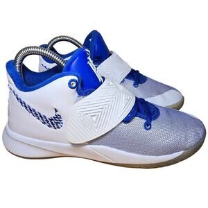 Nike Kyrie Flytrap 3 Boys Basketball Shoes White Blue 5 Youth